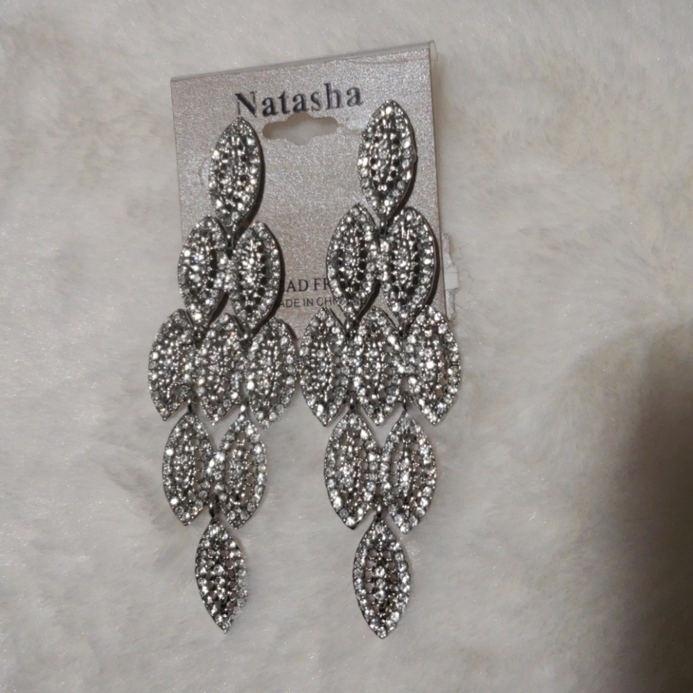 Sparkling silver earrings